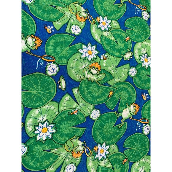 Green Lily Pad Frog Cotton Fabric  44" wide x 1/2 yard Length Sewing Craft Mater - Picture 1 of 2